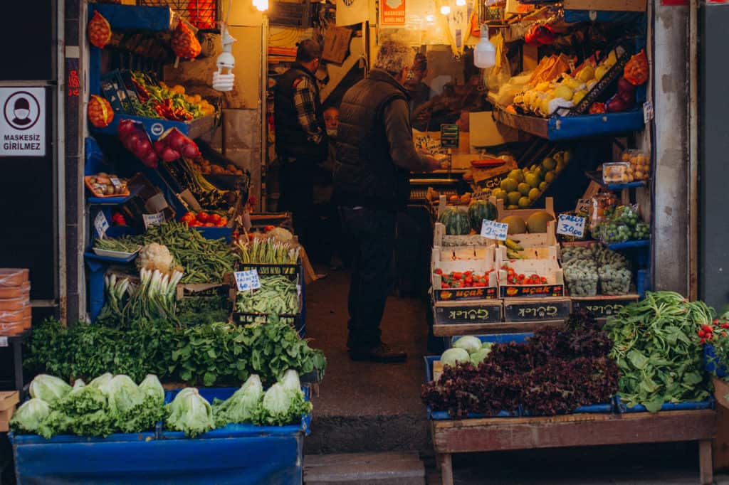 Buying groceries to cooking in a hostel