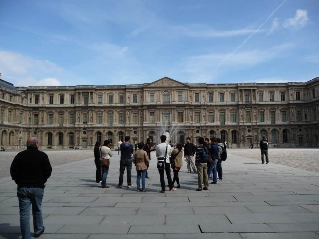 Join a free city walking tour in Europe